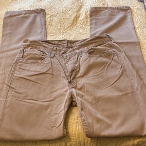 Tan Levi 514, size 33x34 Like New!
